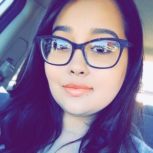 Meet your Posher, Clara